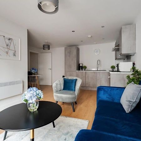 1 Bed Modern Apartment In A Converted Mill Leeds  Luaran gambar